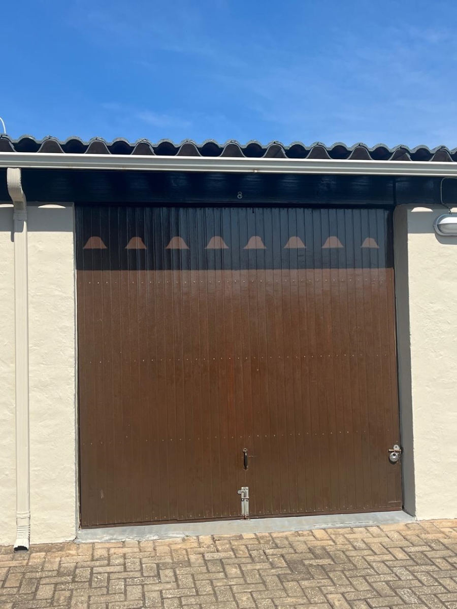 4 Bedroom Property for Sale in Bowtie Western Cape